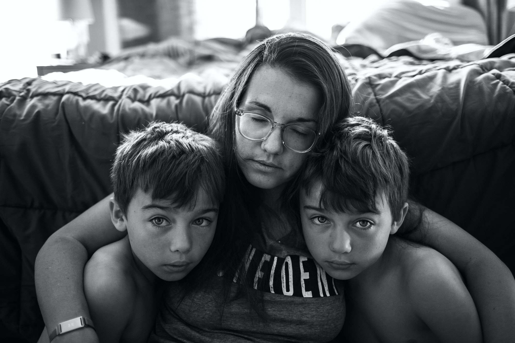 mom-at-home-during-lockdown-with-kids-overwhelmed-and-sad.jpg